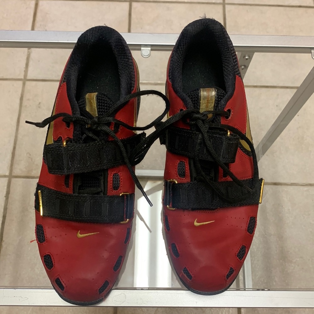 Romaleo 2 Varsity Red/Gold/Black